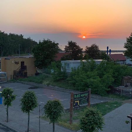 Dom Wczasowy Portowa Przystan 150M Od Plazy Mrzeżyno Exterior foto