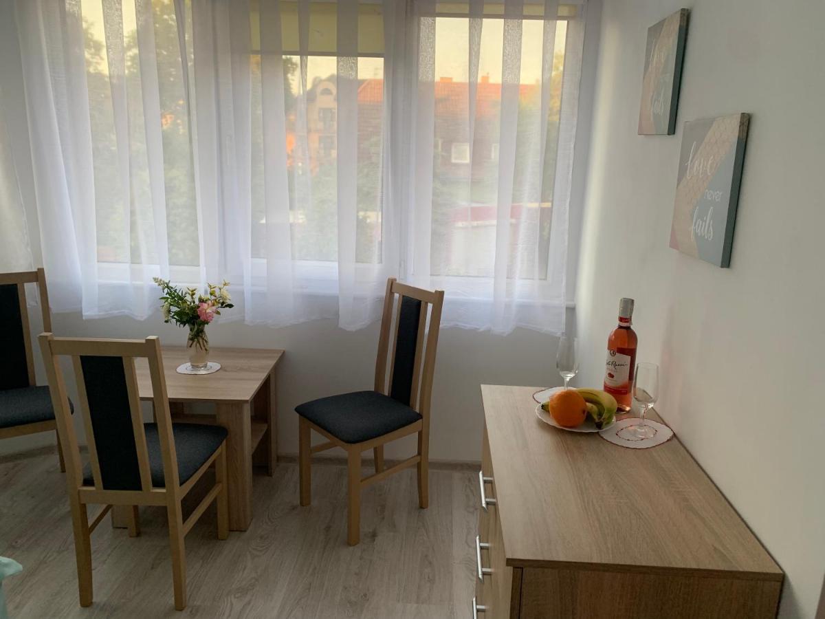 Dom Wczasowy Portowa Przystan 150M Od Plazy Mrzeżyno Exterior foto